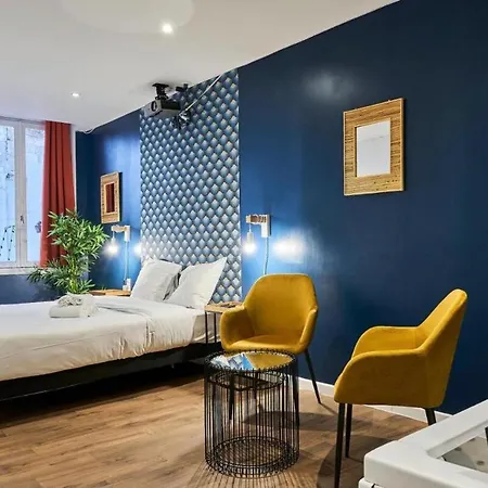 Bleue #1#- Elegance & Detente-self Check-in Roubaix