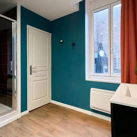 Bleue #1#- Elegance & Detente-self Check-in Roubaix