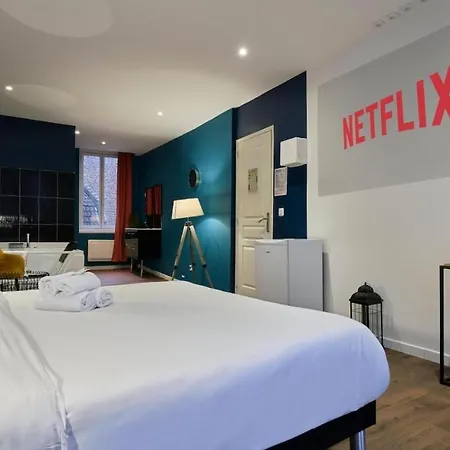 Bleue - Elegance & Detente Apartment *